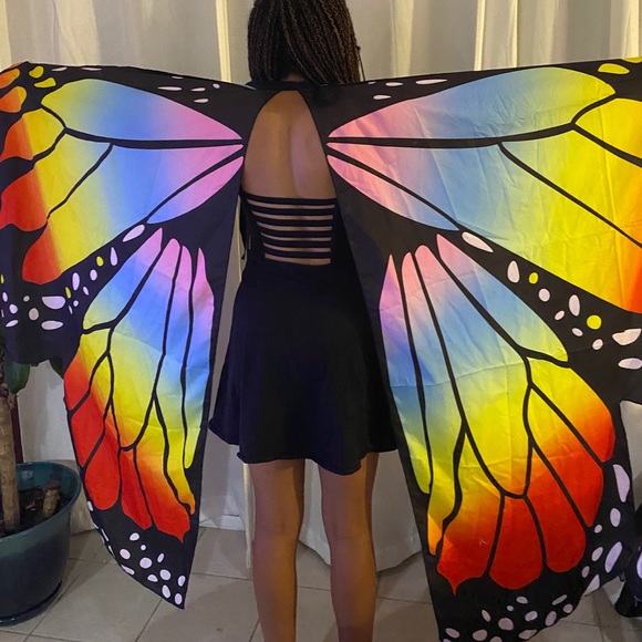 Brand New Butterfly Scarf/Shawl Tropical Print - Picture 2 of 4